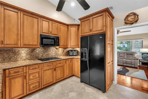 7371 NW 83rd Way Tamarac FL 33321