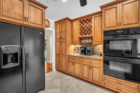 7371 NW 83rd Way Tamarac FL 33321
