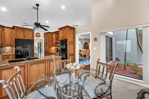 7371 NW 83rd Way Tamarac FL 33321