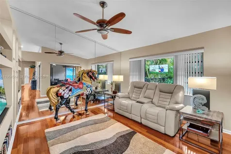 7371 NW 83rd Way Tamarac FL 33321