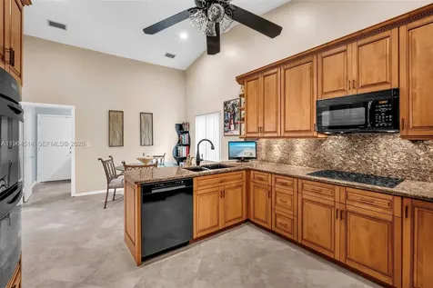 7371 NW 83rd Way Tamarac FL 33321
