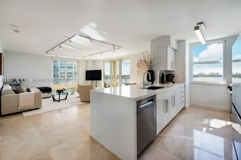 90 Alton Road Miami Beach FL 33139