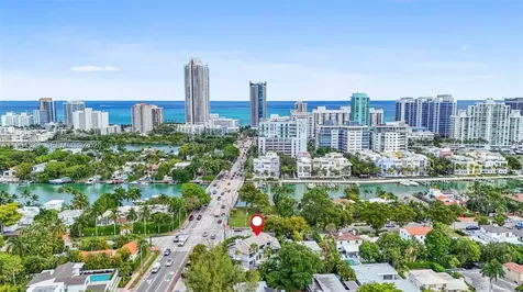 6180 Pine Tree Drive Miami Beach FL 33140