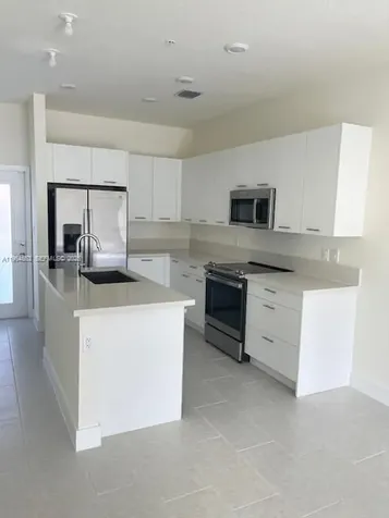 8167 NW 41st Street Doral FL 33166