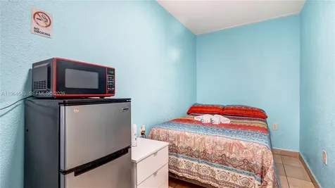 508 W 1st Avenue Hialeah FL 33010