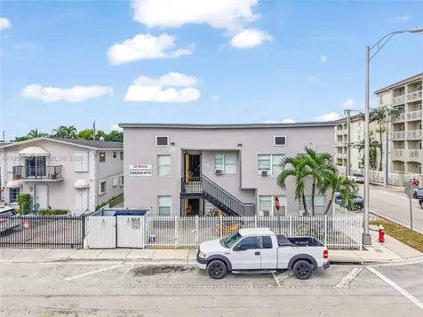 508 W 1st Avenue Hialeah FL 33010
