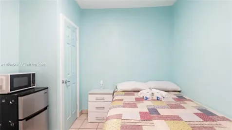 508 W 1st Avenue Hialeah FL 33010