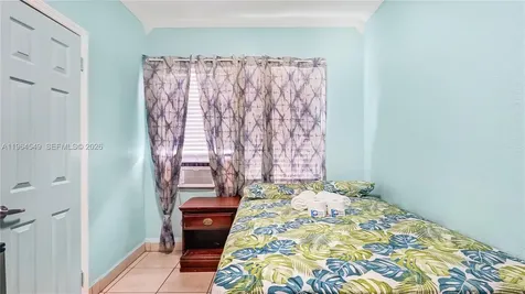 508 W 1st Avenue Hialeah FL 33010