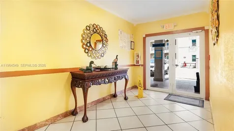 508 W 1st Avenue Hialeah FL 33010