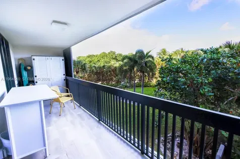 4201 N Ocean Drive Hollywood FL 33019