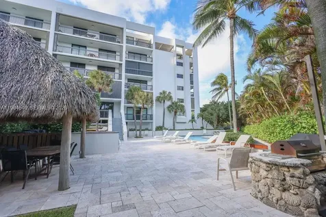 4201 N Ocean Drive Hollywood FL 33019
