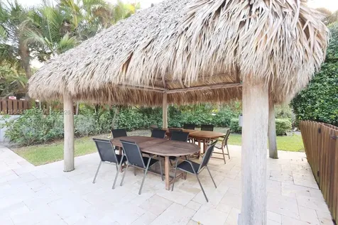 4201 N Ocean Drive Hollywood FL 33019