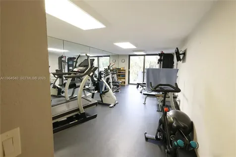 4201 N Ocean Drive Hollywood FL 33019