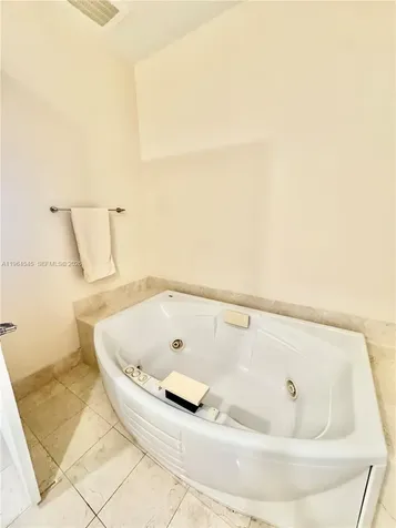 18101 Collins Avenue Sunny Isles Beach FL 33160