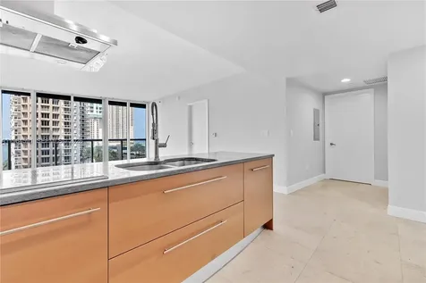 465 Brickell Avenue Miami FL 33131