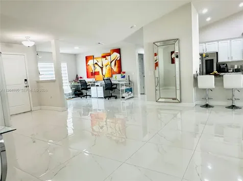 1137 NE 4th Place Cape Coral FL 33909
