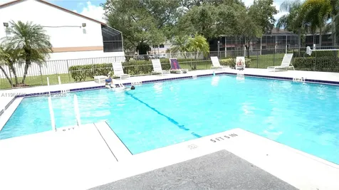 7041 SW 42nd Place Davie FL 33314