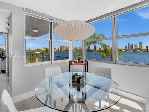 16570 NE 26th Avenue North Miami Beach FL 33160