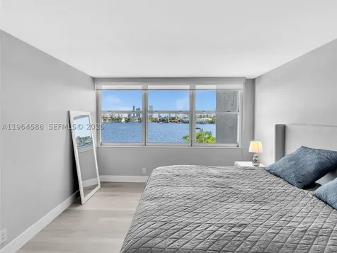 16570 NE 26th Avenue North Miami Beach FL 33160