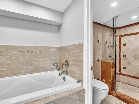 16570 NE 26th Avenue North Miami Beach FL 33160