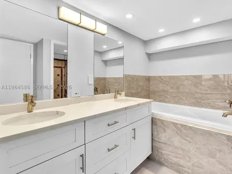 16570 NE 26th Avenue North Miami Beach FL 33160