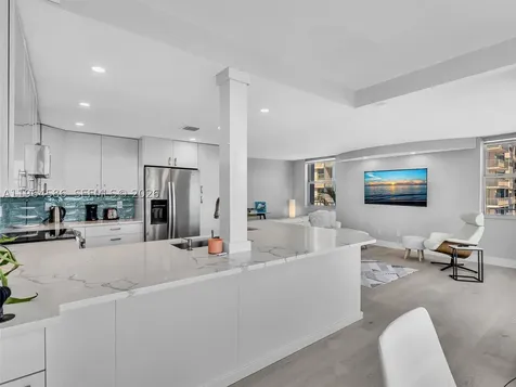 16570 NE 26th Avenue North Miami Beach FL 33160