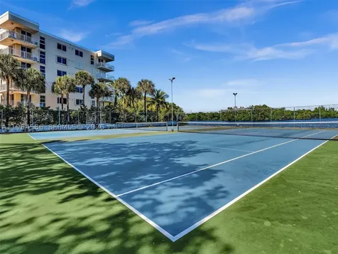 16570 NE 26th Avenue North Miami Beach FL 33160