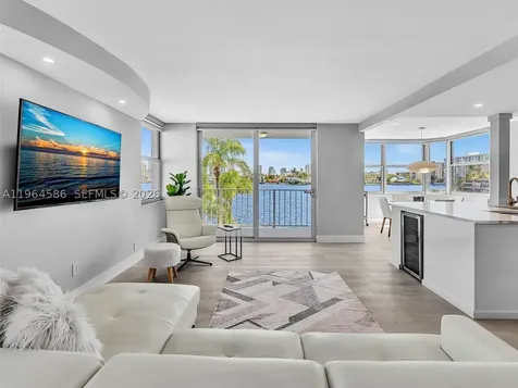 16570 NE 26th Avenue North Miami Beach FL 33160