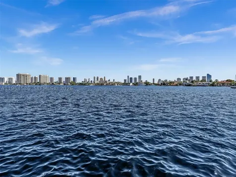 16570 NE 26th Avenue North Miami Beach FL 33160
