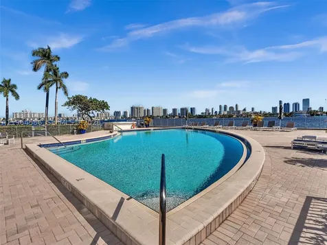 16570 NE 26th Avenue North Miami Beach FL 33160