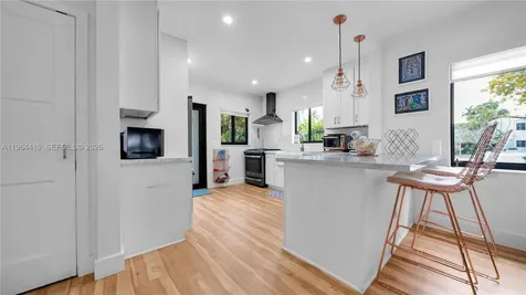 375 SW 32nd Road Miami FL 33129