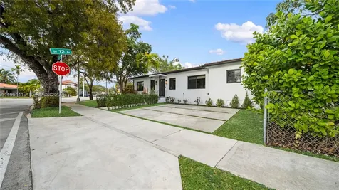 375 SW 32nd Road Miami FL 33129