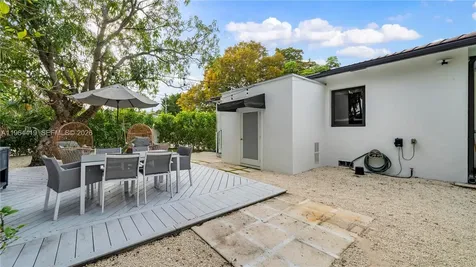 375 SW 32nd Road Miami FL 33129