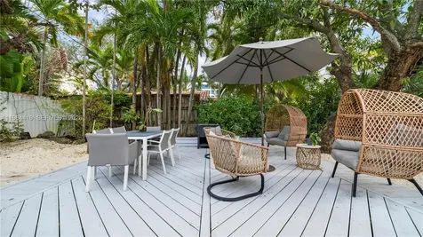 375 SW 32nd Road Miami FL 33129