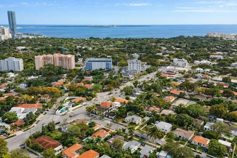 375 SW 32nd Road Miami FL 33129