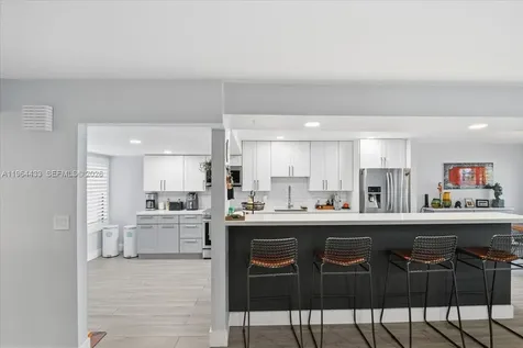 958 Mockingbird Lane Plantation FL 33324