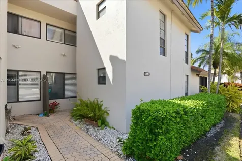958 Mockingbird Lane Plantation FL 33324