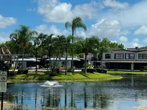 958 Mockingbird Lane Plantation FL 33324