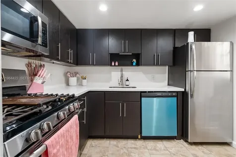 1615 Meridian Avenue Miami Beach FL 33139