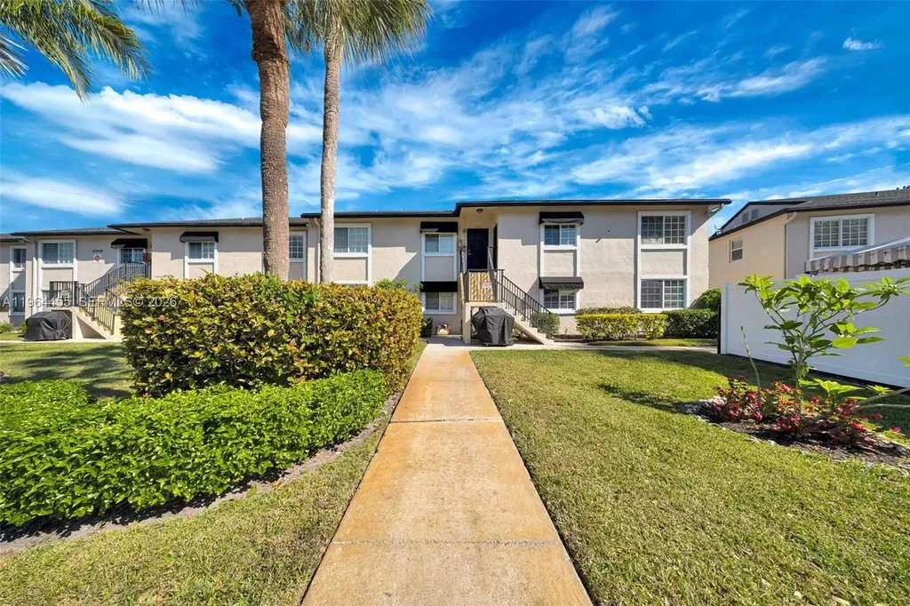 4040 Crystal Lake Drive Deerfield Beach FL 33064