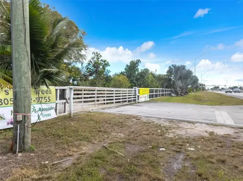18955 SW SW Krome Aka 177th Avenue Miami FL 33187