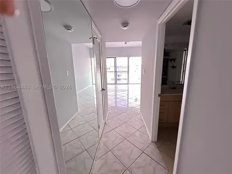 18051 Biscayne Boulevard Aventura FL 33160