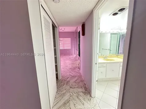 18051 Biscayne Boulevard Aventura FL 33160