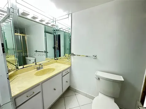 18051 Biscayne Boulevard Aventura FL 33160