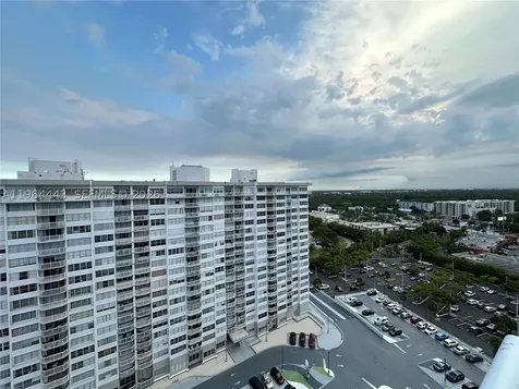 18051 Biscayne Boulevard Aventura FL 33160
