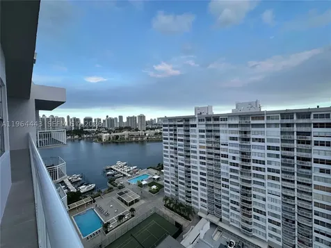 18051 Biscayne Boulevard Aventura FL 33160