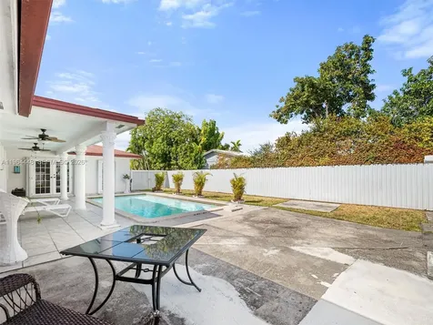 16321 SW 102nd Place Miami FL 33157