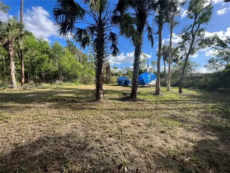 3050 Pine Tree Drive Naples FL 34112