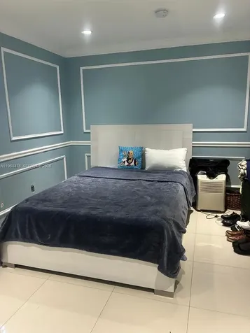 9425 NW 114th Lane Hialeah Gardens FL 33018