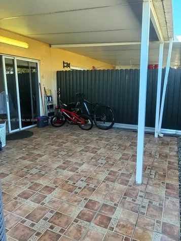 9425 NW 114th Lane Hialeah Gardens FL 33018